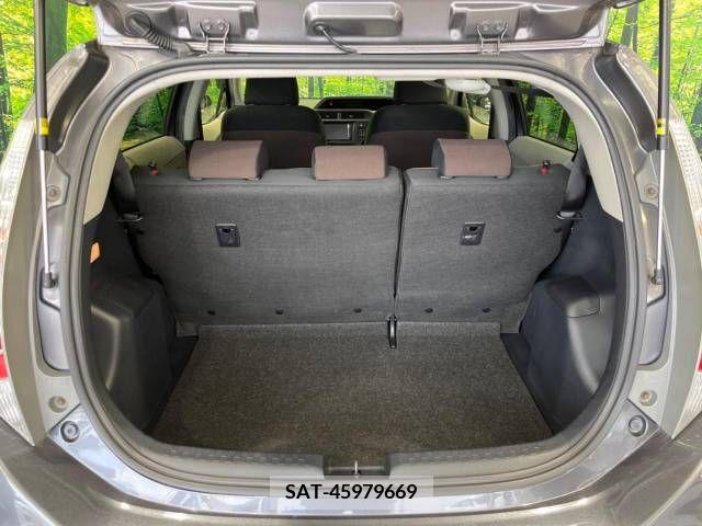 Toyota AQUA 2013-08 345251-10