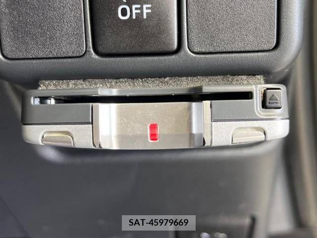 Toyota AQUA 2013-08 345251-4