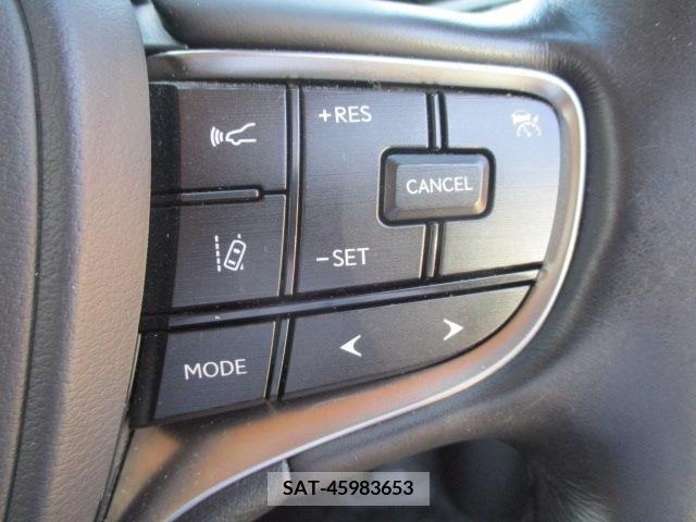 Lexus ES 2022-01 227303-17