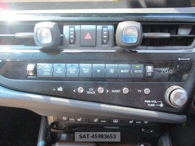 Lexus ES 2022-01 227303-7