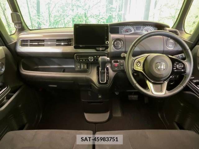 Honda N BOX CUSTOM 2022-06 307395-1