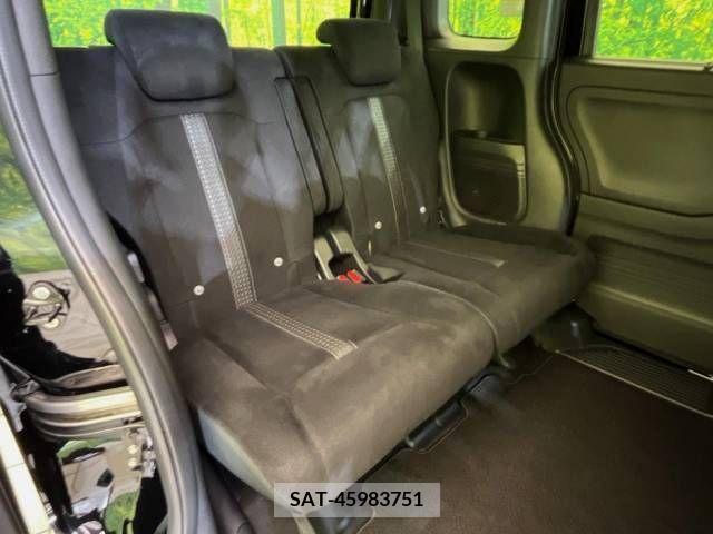 Honda N BOX CUSTOM 2022-06 307395-9
