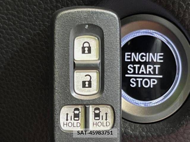 Honda N BOX CUSTOM 2022-06 307395-7