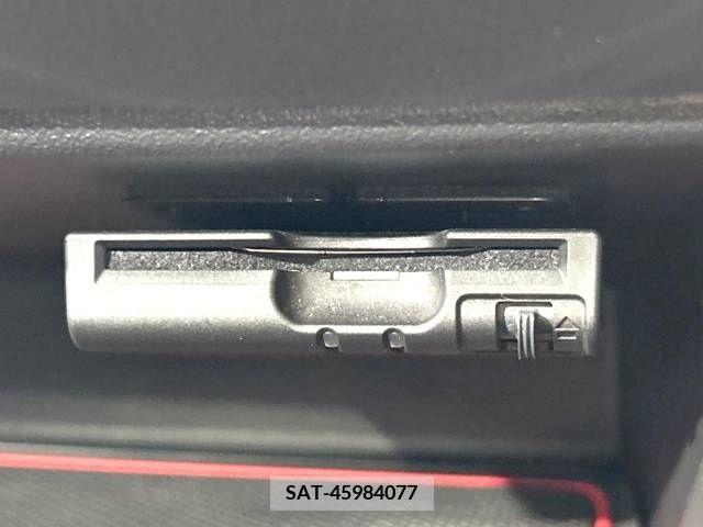 Nissan MARCH 2017-07 376474-5