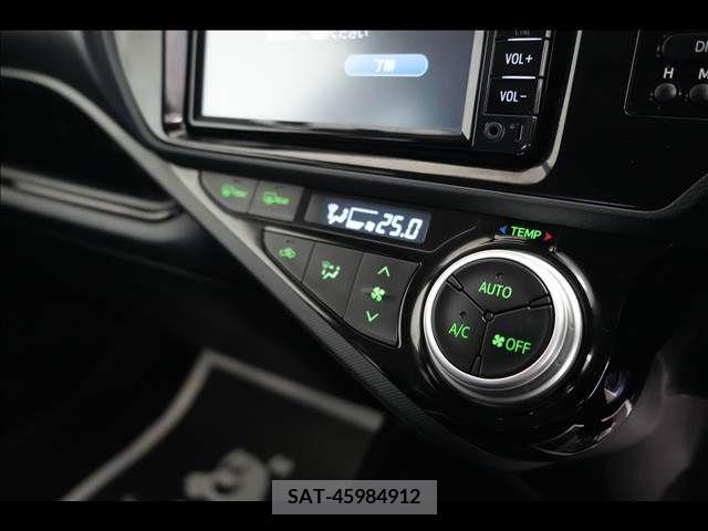 Toyota AQUA 2017-01 291886-16