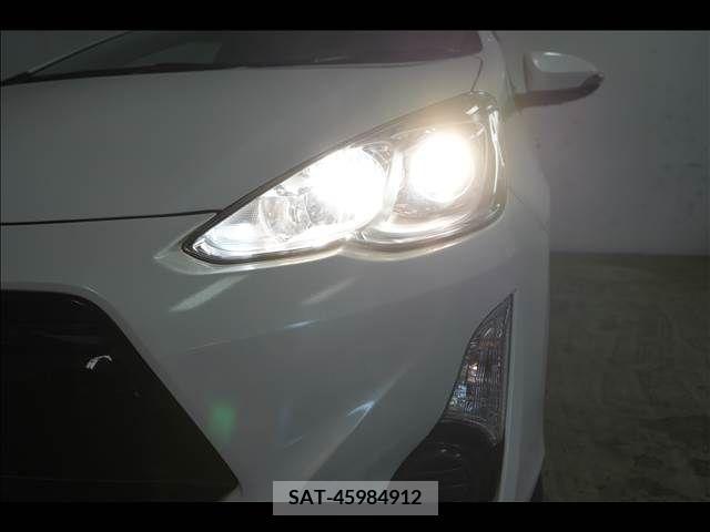 Toyota AQUA 2017-01 291886-5
