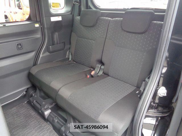 Daihatsu WAKE 2018-01 219686-6
