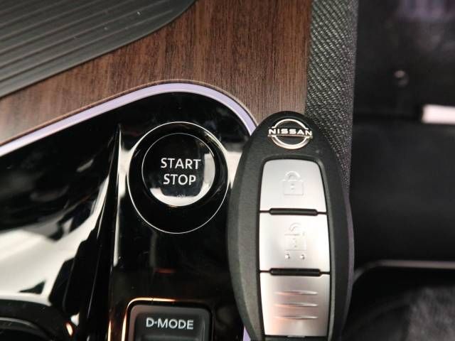 Nissan AURA 2023-06 181478-7
