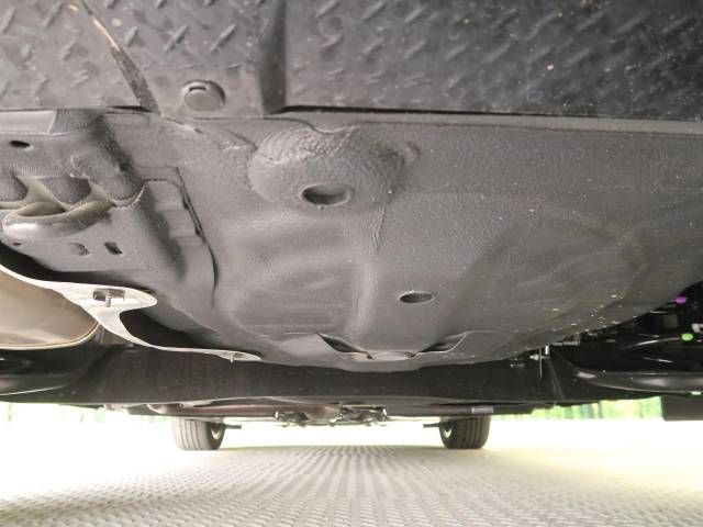 Nissan AURA 2023-06 181478-19