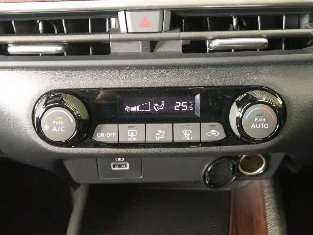 Nissan AURA 2023-06 181478-5