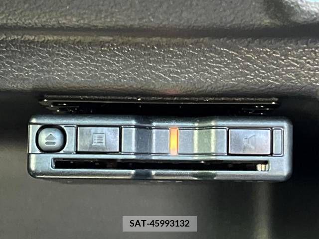 Mitsubishi EK X 2019-04 334115-5