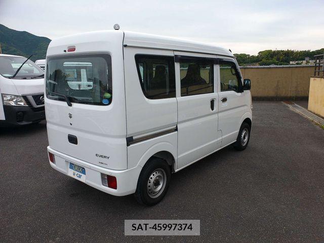 Suzuki EVERY 2020-03 268840-2