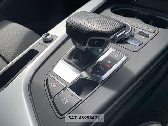 Audi A4 2019-01 395751-11