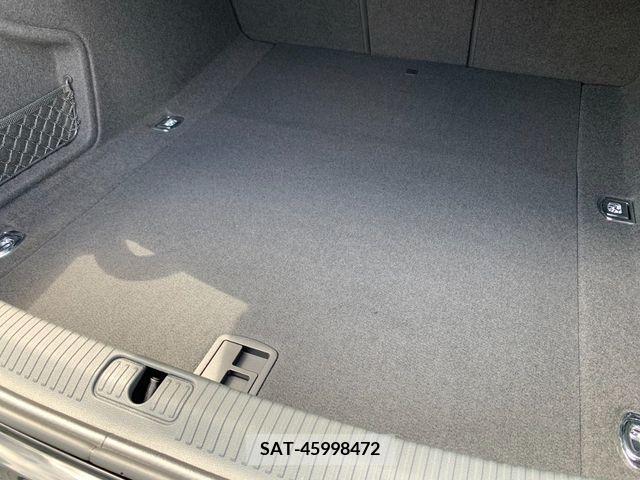 Audi A4 2019-01 395751-16