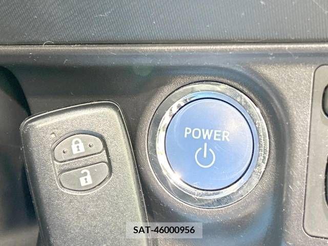 Toyota AQUA 2015-03 314189-7