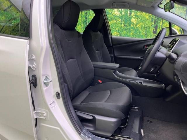 Toyota PRIUS 2019-06 192719-8