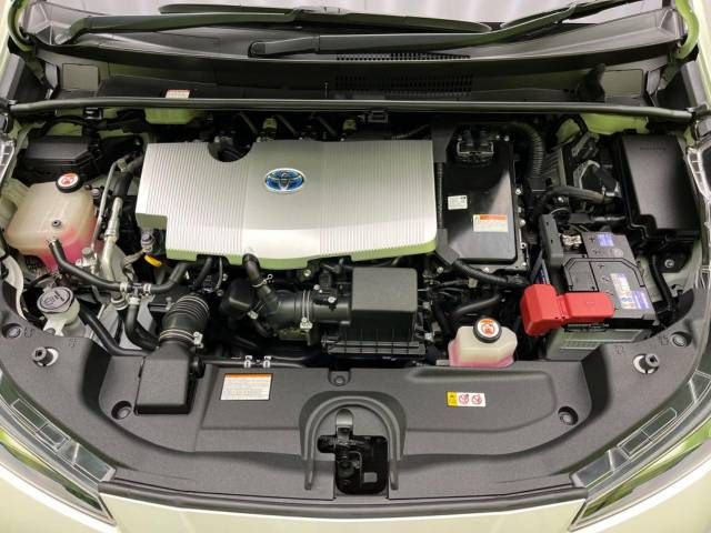 Toyota PRIUS 2019-06 192719-18