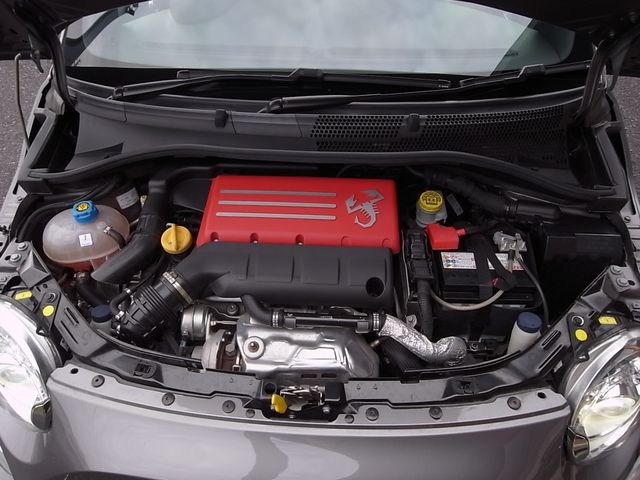 Abarth 595 2020-01 28526-8