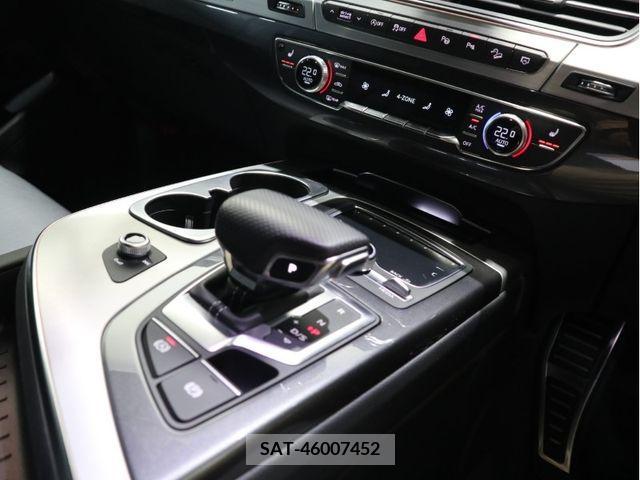 Audi Q7 2019-07 261681-11