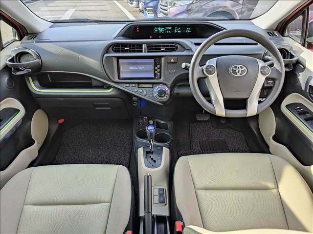 Toyota AQUA 2012-05 28768-4