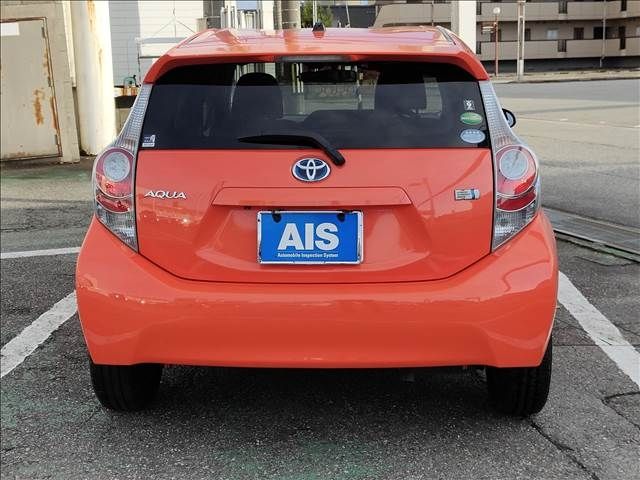 Toyota AQUA 2012-05 28768-5