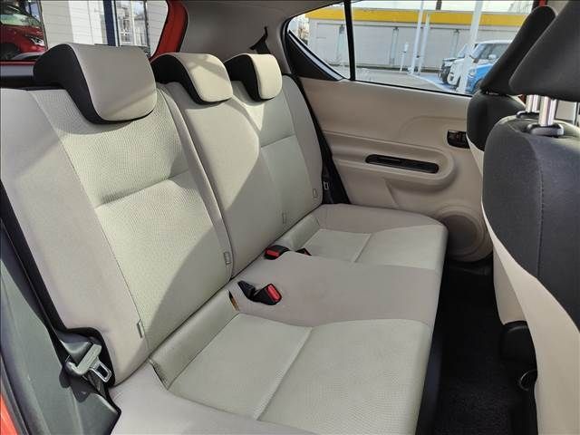 Toyota AQUA 2012-05 28768-23