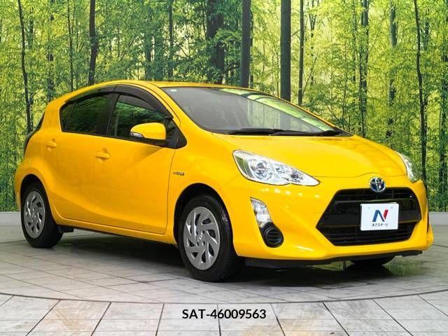 Toyota AQUA 2017-02 384050-16