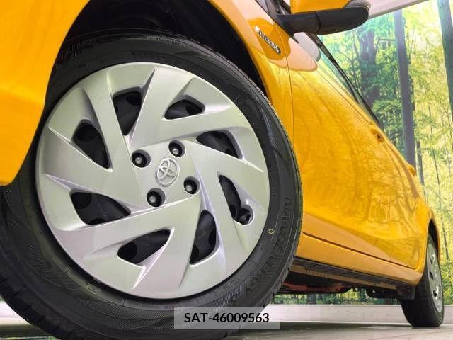Toyota AQUA 2017-02 384050-13