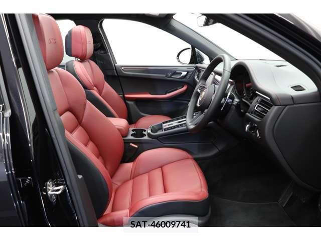 Porsche MACAN 2024-02 333665-1