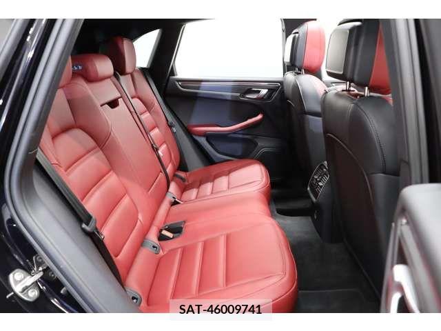 Porsche MACAN 2024-02 333665-11