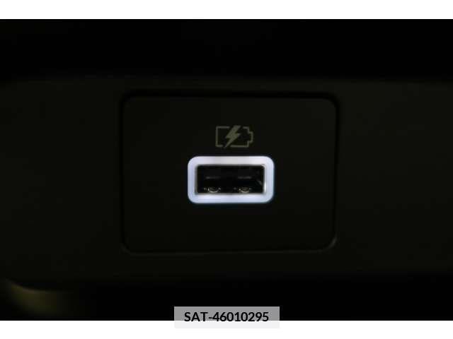 Nissan AURA 2023-09 375646-5