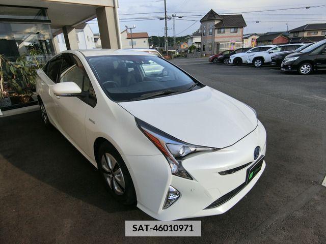 Toyota PRIUS 2016-07 366493-6