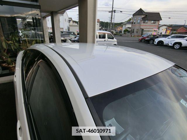 Toyota PRIUS 2016-07 366493-19