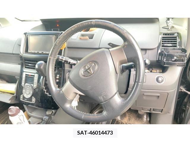 Toyota VOXY 2007-10 395019-14