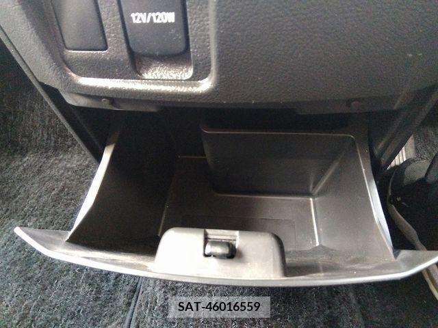 Toyota ALPHARD 2012-03 216062-14