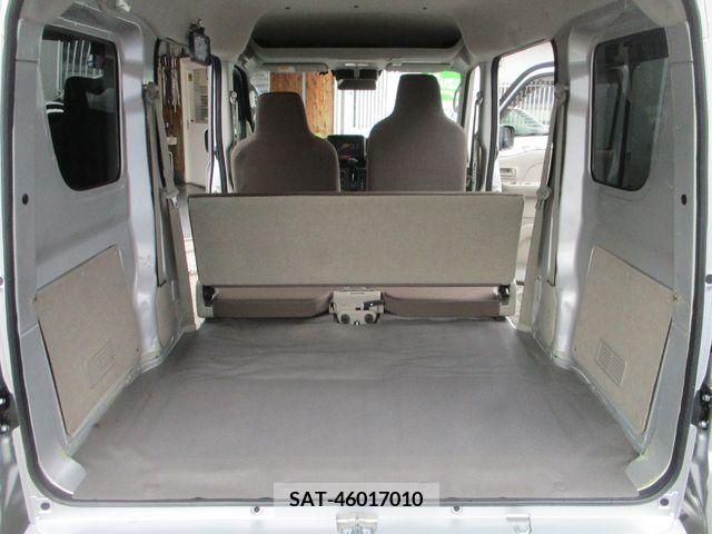 Mazda SCRUM VAN 2020-04 301846-16