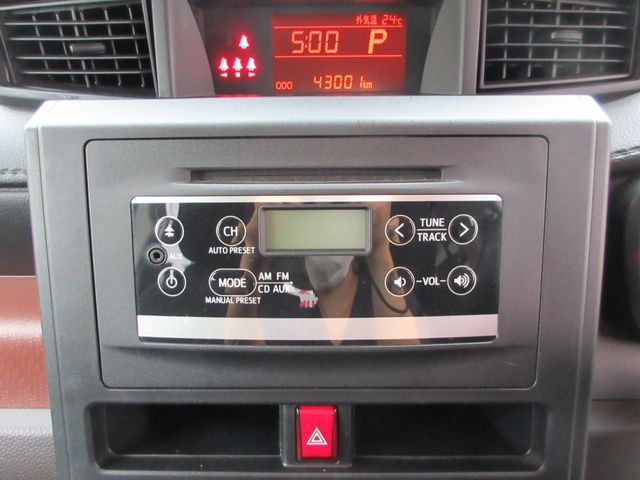 Toyota ROOMY 2018-09 19189-22