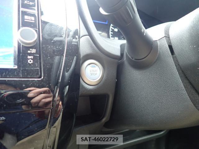 Nissan NOTE 2019-01 325618-7