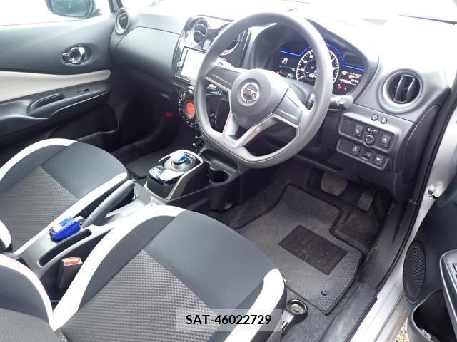 Nissan NOTE 2019-01 325618-1