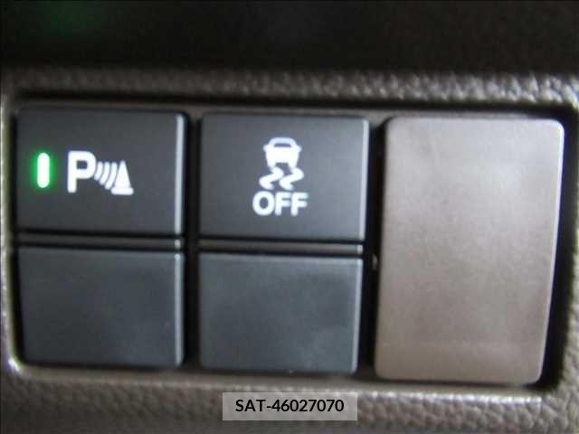 Honda N BOX 2021-10 307366-13