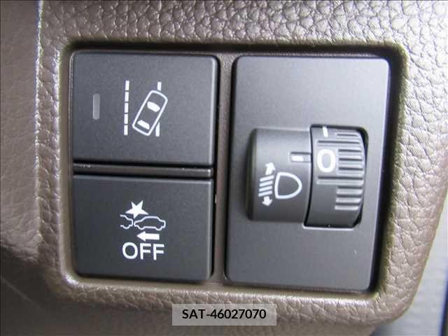 Honda N BOX 2021-10 307366-12
