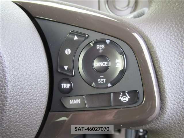Honda N BOX 2021-10 307366-9