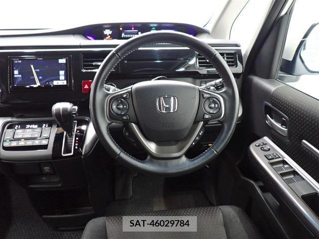 Honda e 2021-12 394302-9