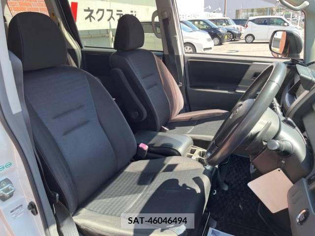 Toyota VOXY 2009-10 321318-8
