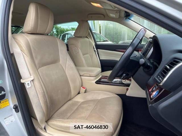 Toyota CROWN MAJESTA 2014-06 339763-10