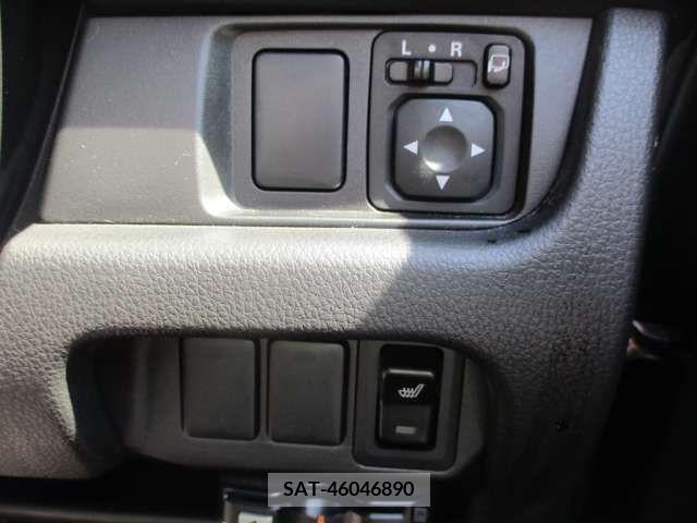 Mitsubishi EK CUSTOM 2013-06 352397-19