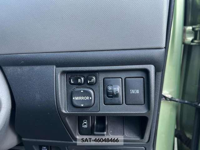 Toyota SIENTA 2010-09 352103-5
