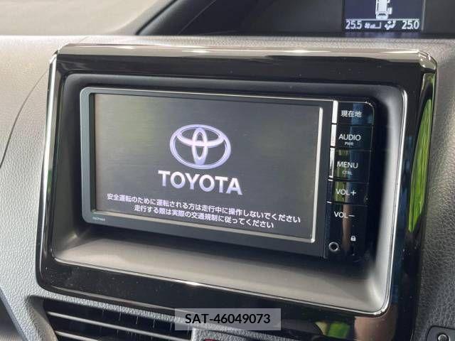 Toyota NOAH 2016-04 245989-3