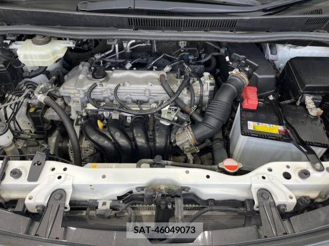 Toyota NOAH 2016-04 245989-18