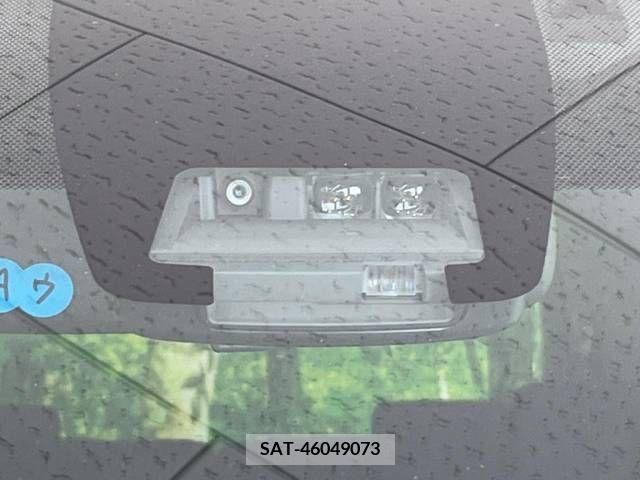 Toyota NOAH 2016-04 245989-2